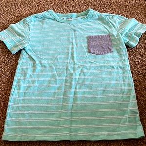 Mint T-shirt cotton Cat&jack T-shirt boys size xs 4/5
